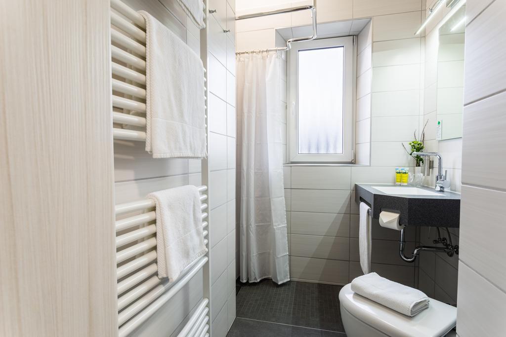 Apartmenthaus Koenigsallee Bayreuth Buitenkant foto